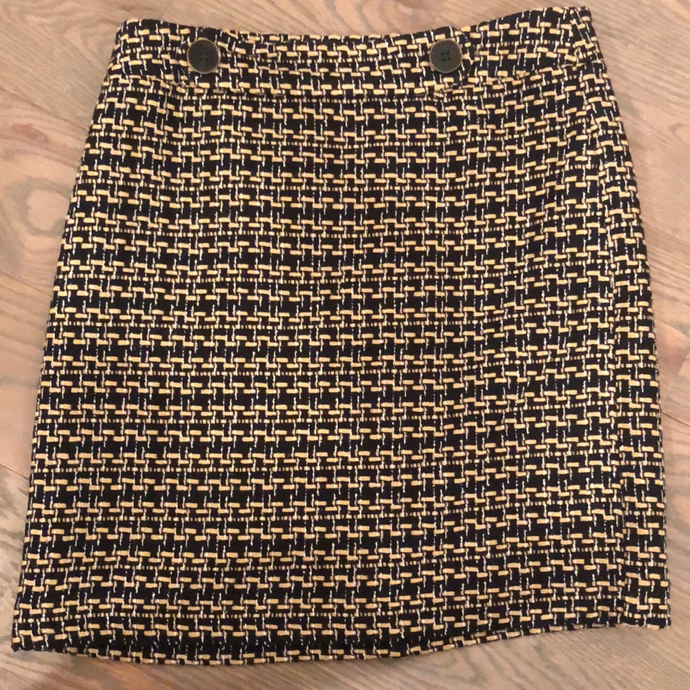 Loft skirt
